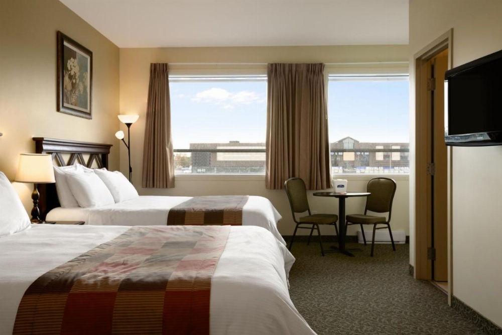 Days Inn by Wyndham Montreal East